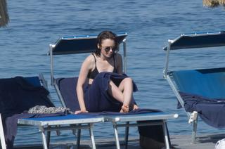 Lily Collins feet photo thumbnail