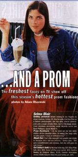 Selma Blair feet photo thumbnail