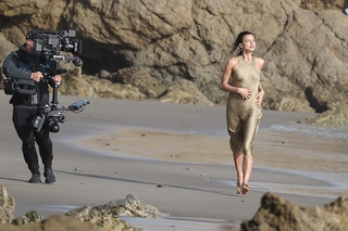 Irina Shayk feet photo thumbnail
