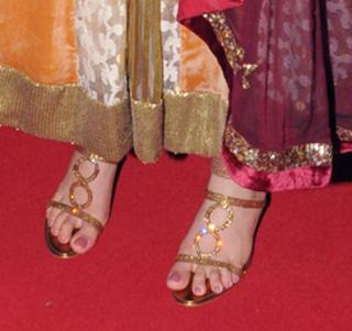 Aishwarya Rai Bachchan feet photo thumbnail