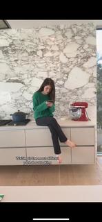 Chrissy Costanza feet photo 4