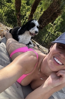 Chelsea Green feet photo thumbnail