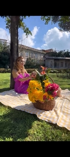 Veronica Maya feet photo thumbnail
