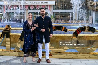 Alia Bhatt feet photo thumbnail