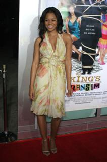 Regina Hall feet photo thumbnail