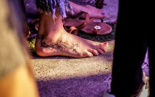 Joss Stone feet photo thumbnail