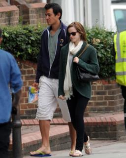 Emma Watson feet photo thumbnail