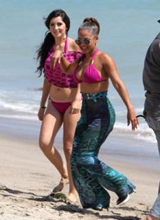 Christina Milian feet photo thumbnail