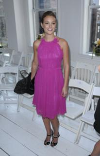 Leighton Meester feet photo thumbnail