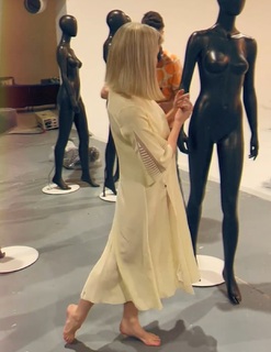 Aurora Aksnes feet photo thumbnail