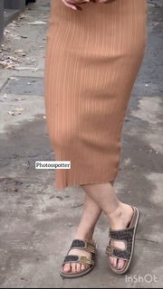 Kriti Sanon feet photo thumbnail