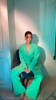 Kriti Sanon feet photo thumbnail