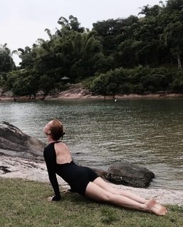 Mariana Ximenes feet photo thumbnail