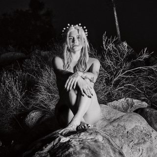 Kesha feet photo thumbnail
