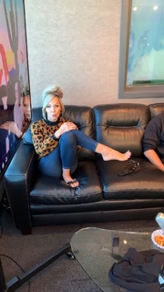 Kyle Unfug feet photo thumbnail