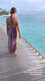 Verona Pooth feet photo thumbnail