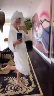 Heidi Klum feet photo thumbnail