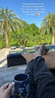 Chelsea Green feet photo thumbnail