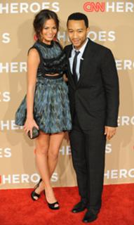 Chrissy Teigen feet photo thumbnail