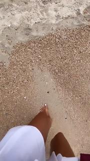 Edyta Górniak feet photo thumbnail