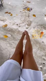 Edyta Górniak feet photo thumbnail