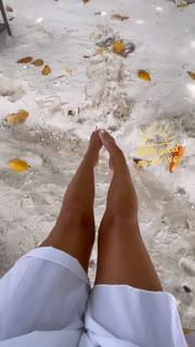 Edyta Górniak feet photo thumbnail