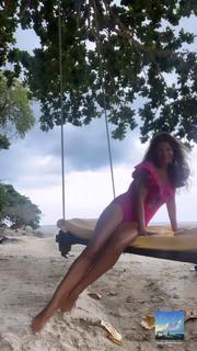 Edyta Górniak feet photo thumbnail
