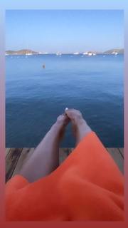 Edyta Górniak feet photo thumbnail