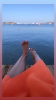 Edyta Górniak feet photo thumbnail