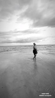 Edyta Górniak feet photo thumbnail