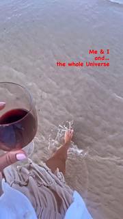 Edyta Górniak feet photo thumbnail