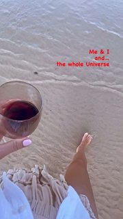 Edyta Górniak feet photo thumbnail