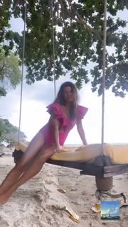 Edyta Górniak feet photo 2