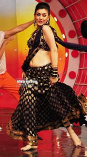 Hansika Motwani feet photo thumbnail