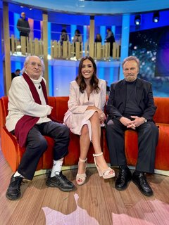 Caterina Balivo feet photo thumbnail