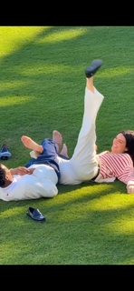 Kendall Jenner feet photo thumbnail
