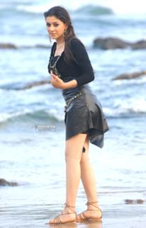 Hansika Motwani feet photo thumbnail