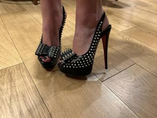 Addison Rae feet photo thumbnail