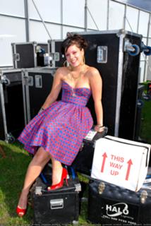 Lily Allen feet photo thumbnail