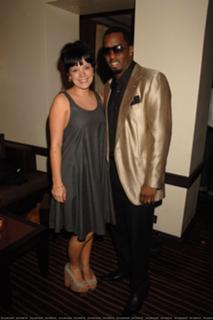 Lily Allen feet photo thumbnail