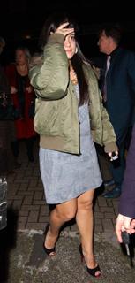 Lily Allen feet photo thumbnail