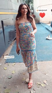 Rakul Preet Singh feet photo thumbnail