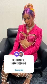 Sasha Banks feet photo thumbnail