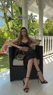 Xenia Tchoumitcheva feet photo thumbnail