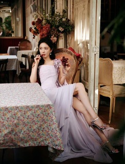 Mi Yang feet photo thumbnail