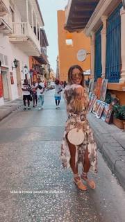 Gaby Espino feet photo thumbnail