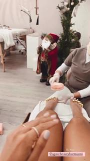 Gaby Espino feet photo thumbnail