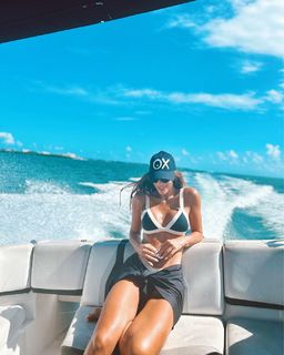 Gaby Espino feet photo thumbnail