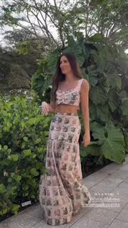 Gaby Espino feet photo thumbnail