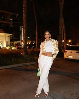 Rochelle Humes feet photo thumbnail